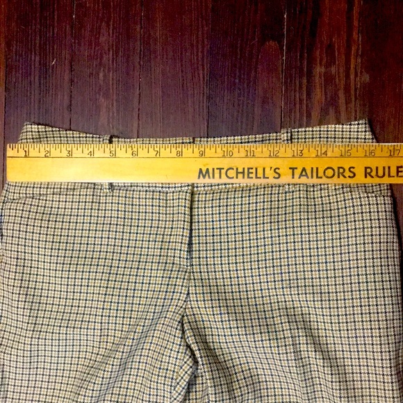 Capri pants - Picture 4 of 10